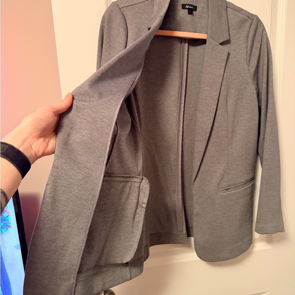 Reitmans Classic Gray Blazer Jacket Like New Size 6 - Picture 5 of 6